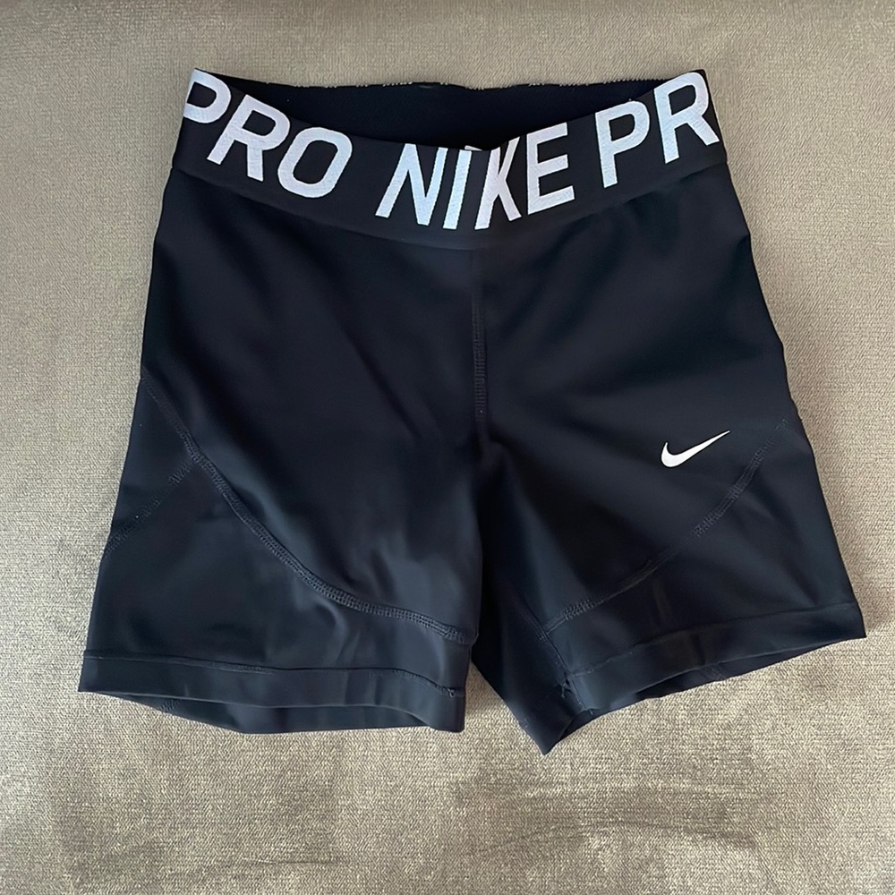 Nike spandex size small